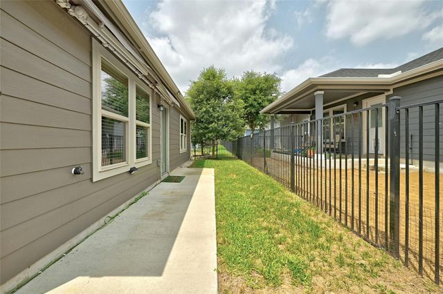 1384 Harwell LOOP, Kyle, TX 78640