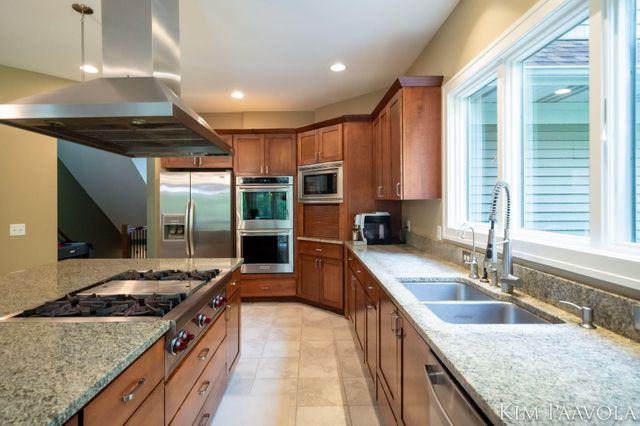 3099 Pickford Drive Se, Cascade Twp, MI 49301