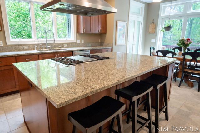 3099 Pickford Drive Se, Cascade Twp, MI 49301