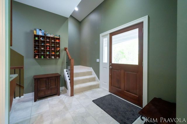 3099 Pickford Drive Se, Cascade Twp, MI 49301