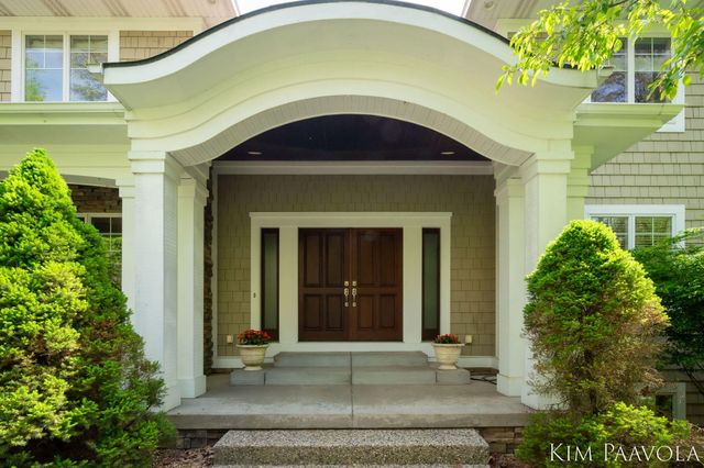 3099 Pickford Drive Se, Cascade Twp, MI 49301