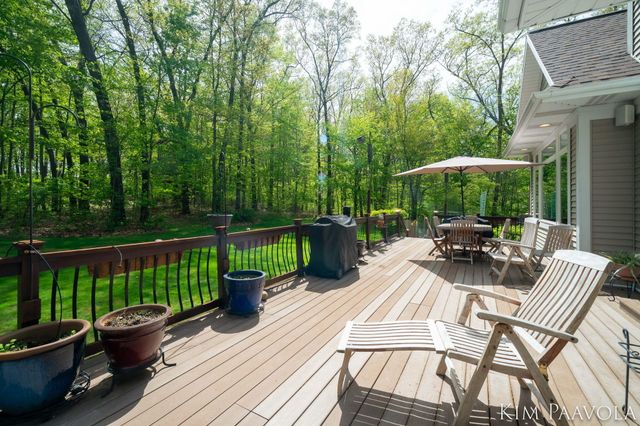 3099 Pickford Drive Se, Cascade Twp, MI 49301