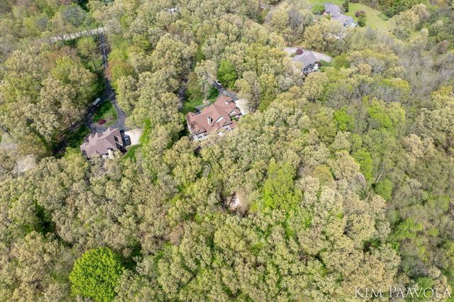 3099 Pickford Drive Se, Cascade Twp, MI 49301