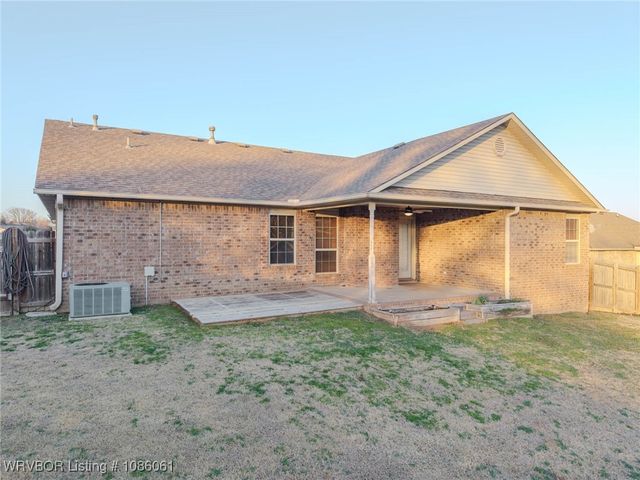 382 Kings Mountain Loop, Greenwood, AR 72936