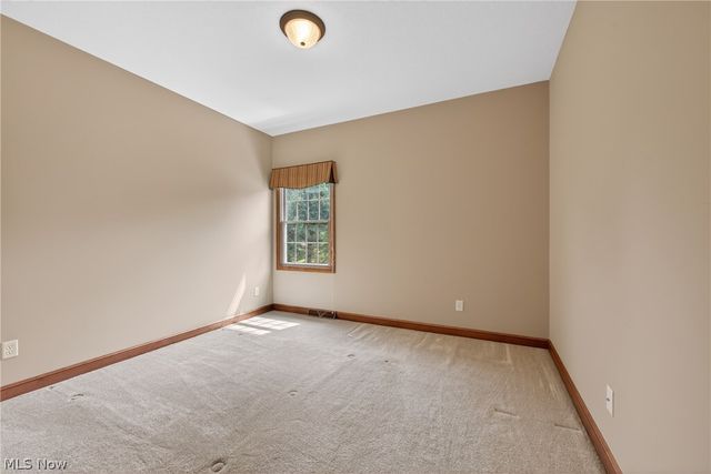 734 Homestead Pointe Drive, Orrville, OH 44667