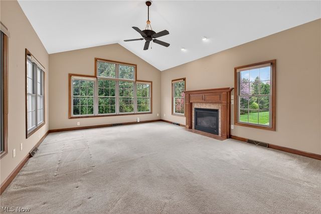734 Homestead Pointe Drive, Orrville, OH 44667