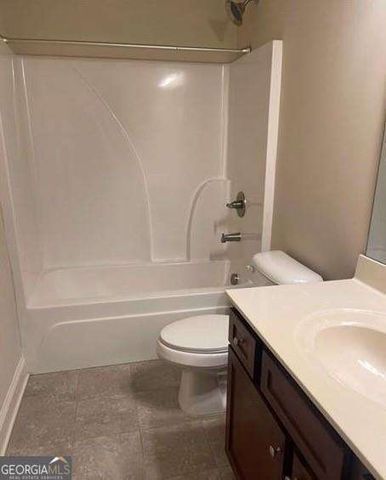 20 Holdings Drive, Lawrenceville, GA 30044