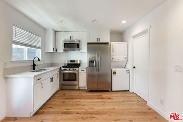 1741 S Spaulding Avenue, Los Angeles, CA 90019