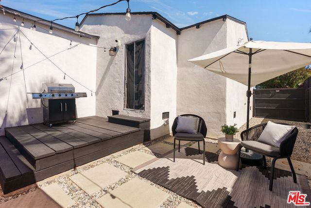 1741 S Spaulding Avenue, Los Angeles, CA 90019