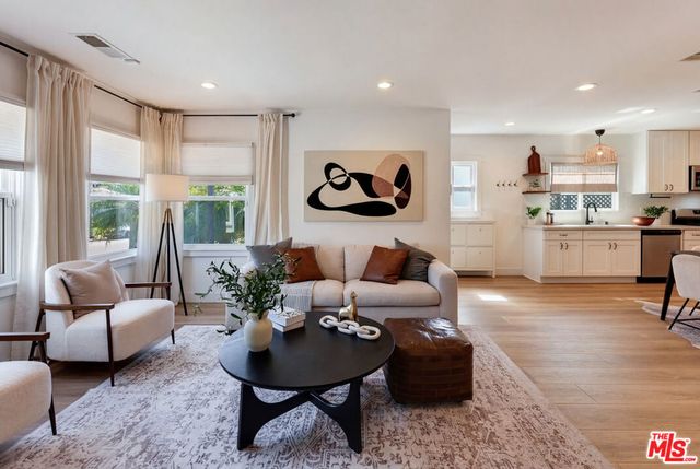 1741 S Spaulding Avenue, Los Angeles, CA 90019