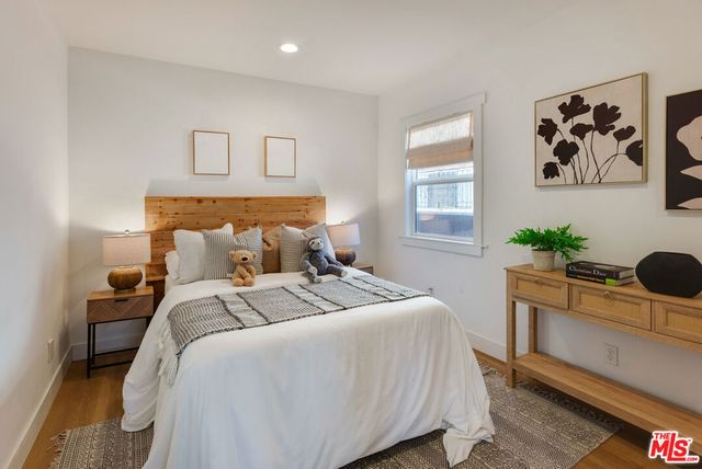 1741 S Spaulding Avenue, Los Angeles, CA 90019