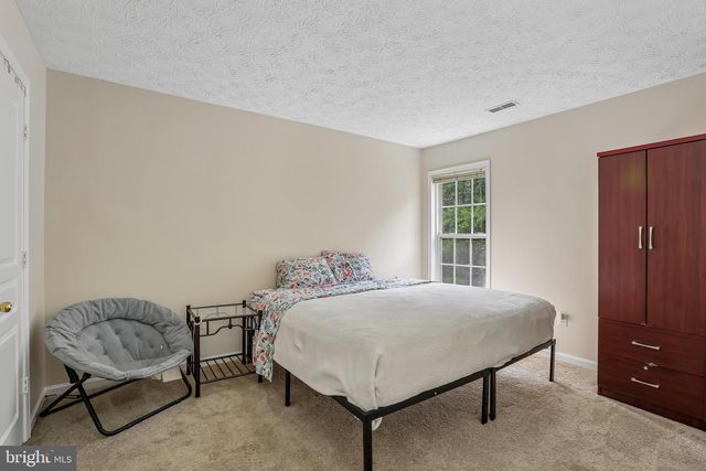 9236 STREAM VIEW LN, Laurel, MD 20723