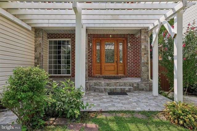 9236 STREAM VIEW LN, Laurel, MD 20723
