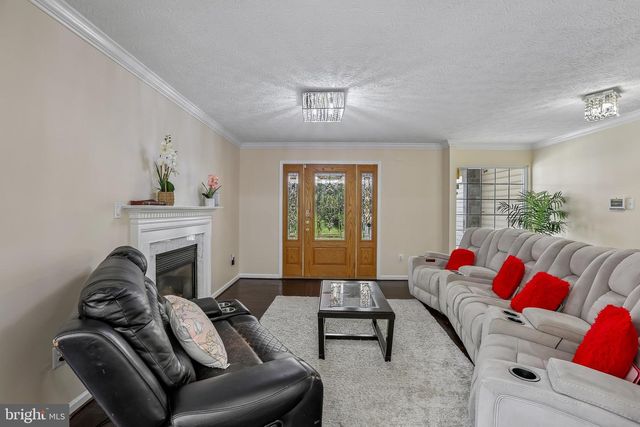 9236 STREAM VIEW LN, Laurel, MD 20723