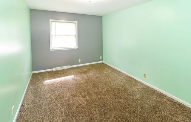 1017 Forrest Avenue, Boonville, IN 47601