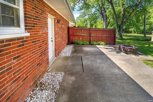 1017 Forrest Avenue, Boonville, IN 47601