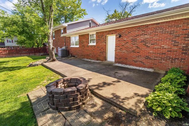 1017 Forrest Avenue, Boonville, IN 47601