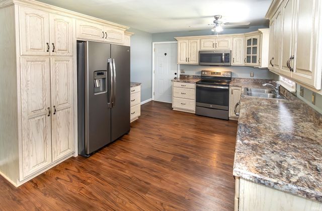 1017 Forrest Avenue, Boonville, IN 47601