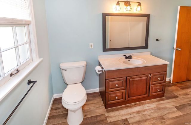 1017 Forrest Avenue, Boonville, IN 47601