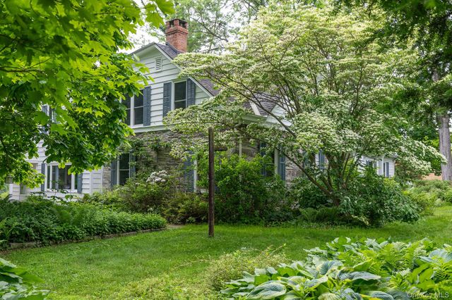 202 Buckwheat Bridge, Germantown, NY 12526