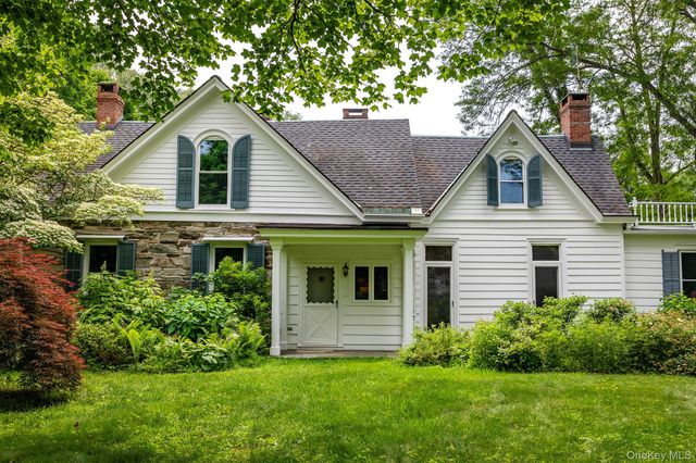 202 Buckwheat Bridge, Germantown, NY 12526