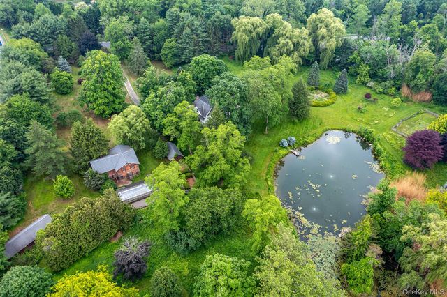 202 Buckwheat Bridge, Germantown, NY 12526