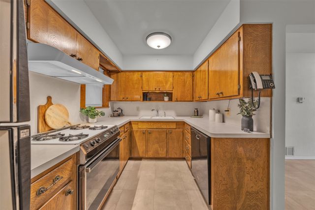 301 Dee Lane, Arlington, TX 76011