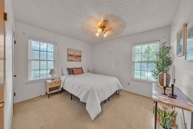 301 Dee Lane, Arlington, TX 76011