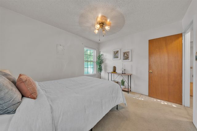301 Dee Lane, Arlington, TX 76011