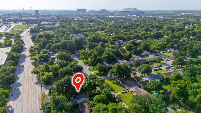 301 Dee Lane, Arlington, TX 76011