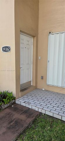 19362 SW 103rd Ct B, Cutler Bay, FL 33157