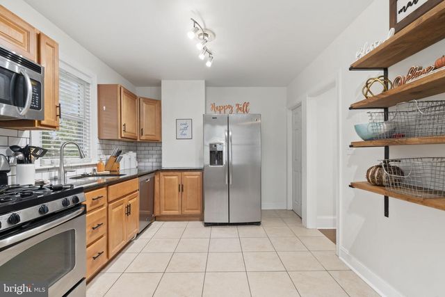 612 SUMMIT AVE, Prospect Park, PA 19076