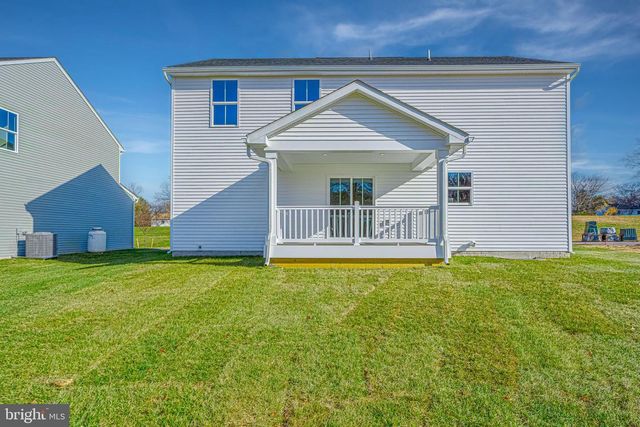 41 EAGLE DR, Gettysburg, PA 17325