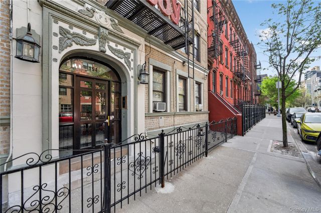 154 S 3rd Street 3, Brooklyn, NY 11211