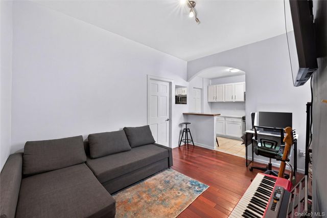 154 S 3rd Street 3, Brooklyn, NY 11211