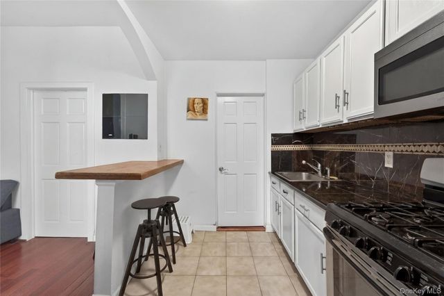 154 S 3rd Street 3, Brooklyn, NY 11211