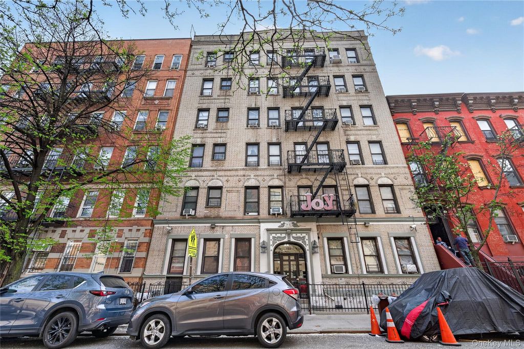 154 S 3rd Street 3, Brooklyn, NY 11211