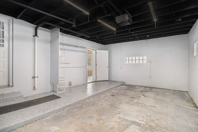 1725 Nichols Road, Kalamazoo, MI 49006