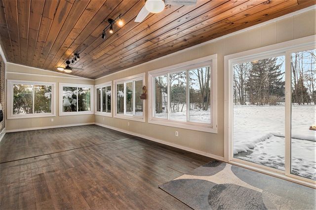 1725 Nichols Road, Kalamazoo, MI 49006