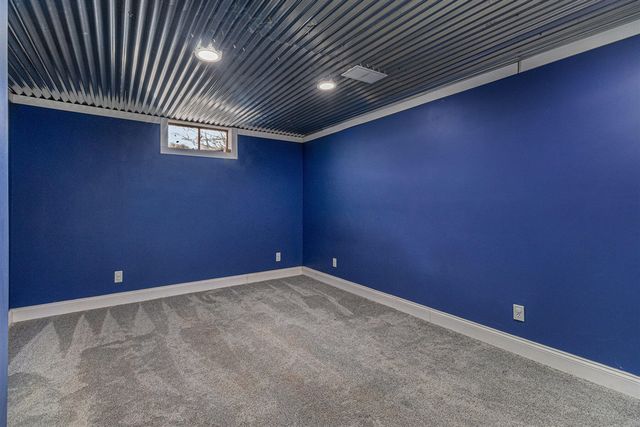 1725 Nichols Road, Kalamazoo, MI 49006