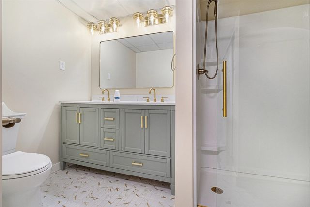 1725 Nichols Road, Kalamazoo, MI 49006