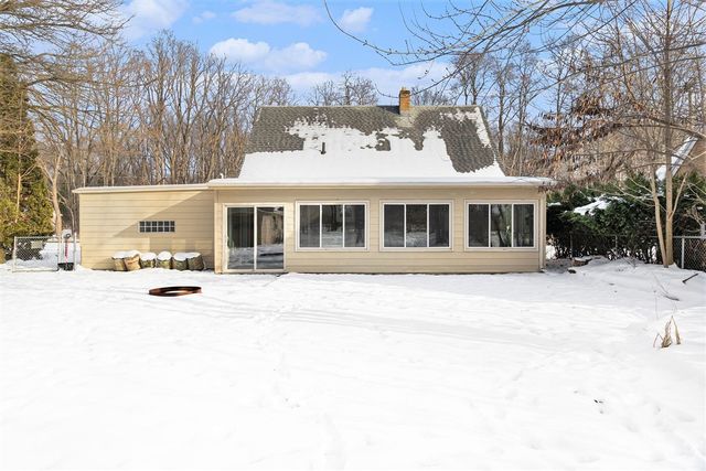 1725 Nichols Road, Kalamazoo, MI 49006