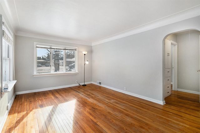 1725 Nichols Road, Kalamazoo, MI 49006