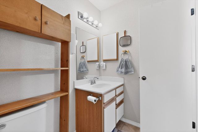 10715 Pinon Park Court NW, Albuquerque, NM 87114