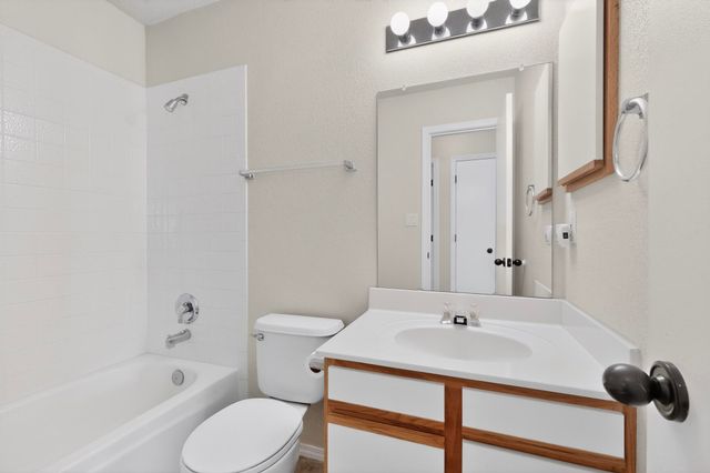 10715 Pinon Park Court NW, Albuquerque, NM 87114