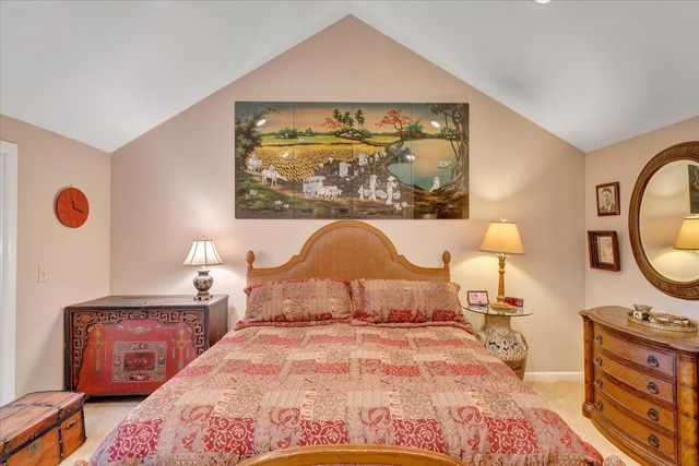 119 Cathedral Oaks LN, Wirtz, VA 24184