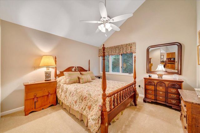 119 Cathedral Oaks LN, Wirtz, VA 24184