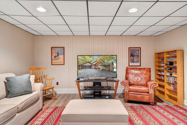 119 Cathedral Oaks LN, Wirtz, VA 24184