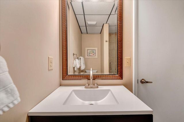 119 Cathedral Oaks LN, Wirtz, VA 24184