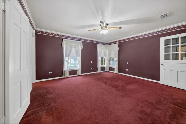 399 S Oak, Van, TX 75790